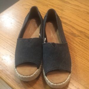 Toms espadrille wedge sandals size 6.5
